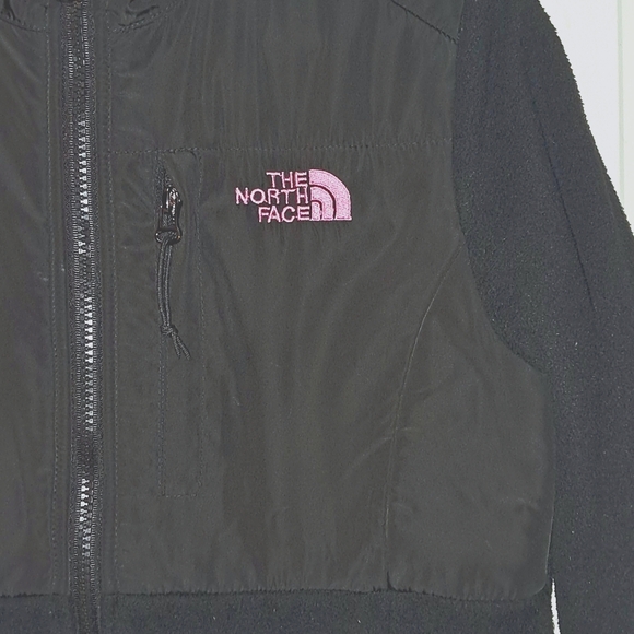 The North Face Denali "Summit Series" Woman's Small Jacket. Breast Cancer Ed. - Picture 6 of 16
